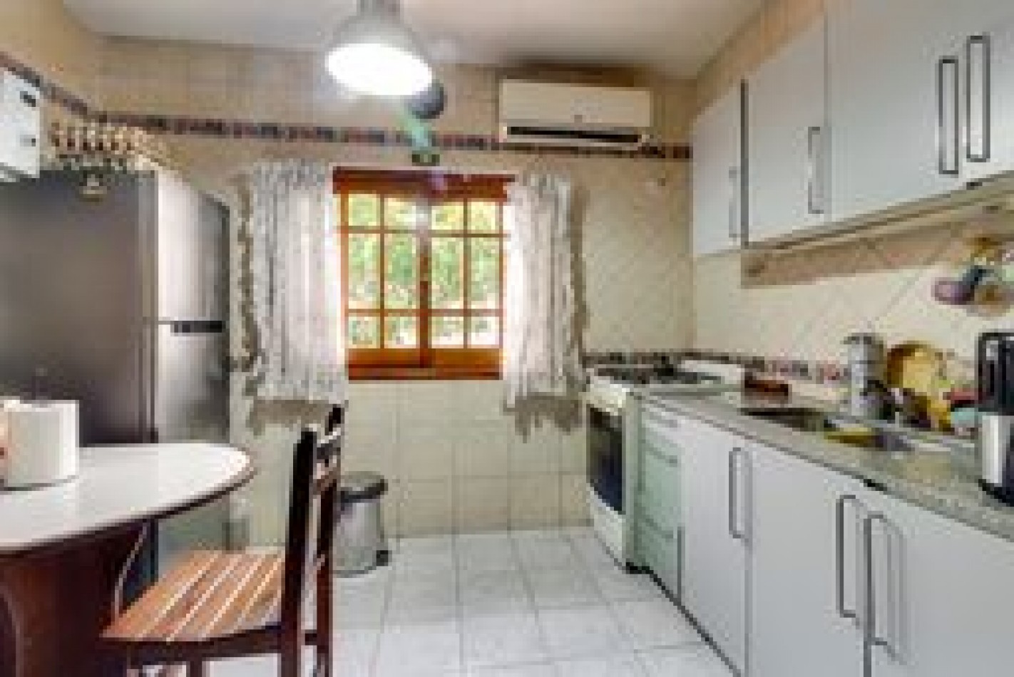 Casa 4 ambientes ! Impecable