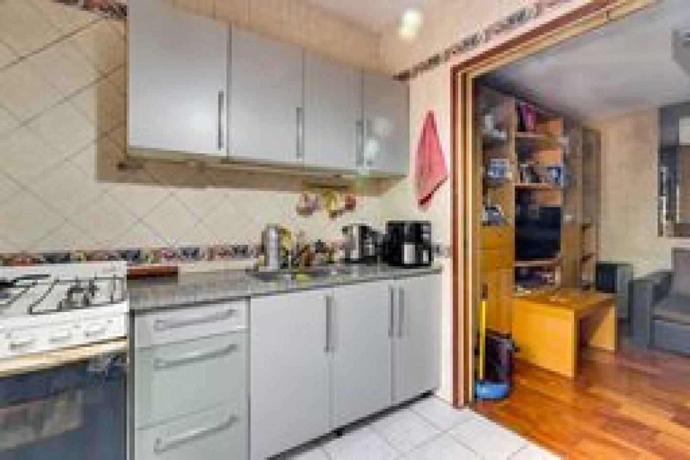 Casa 4 ambientes ! Impecable