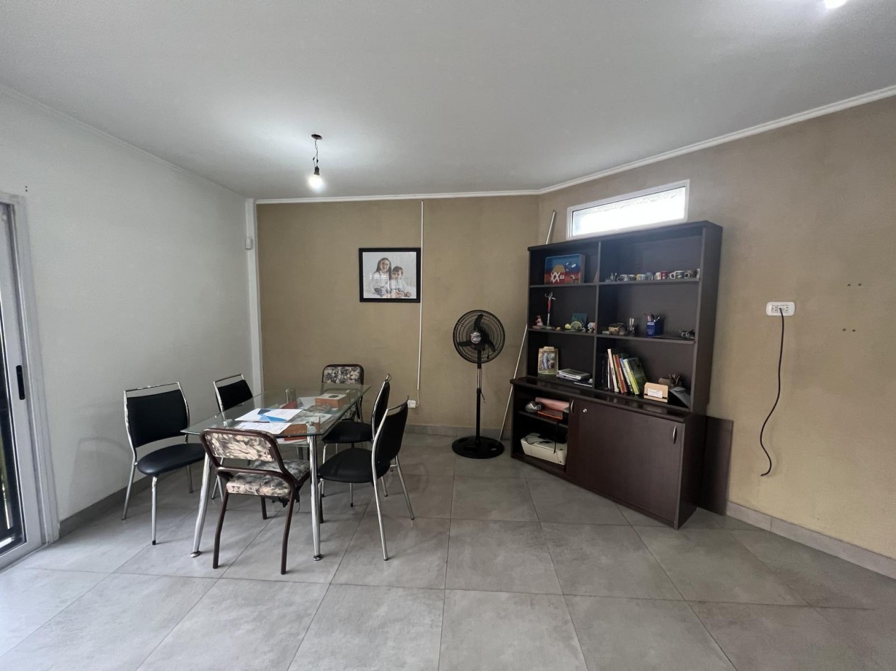 Casa 4 ambientes Impecable