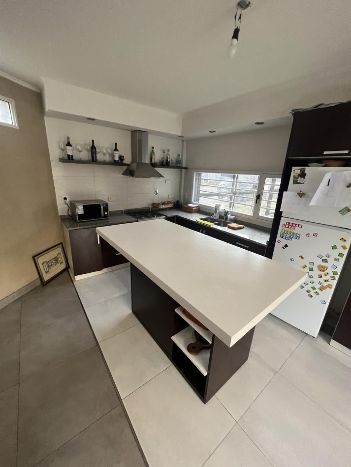 Casa 4 ambientes Impecable