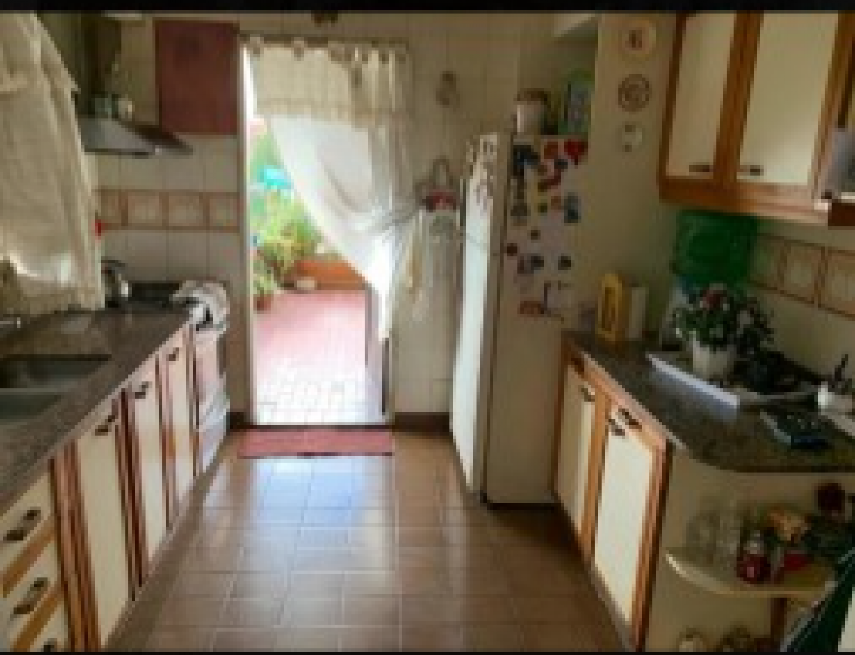 Bayardi 2586 - amplio dto 3 amb