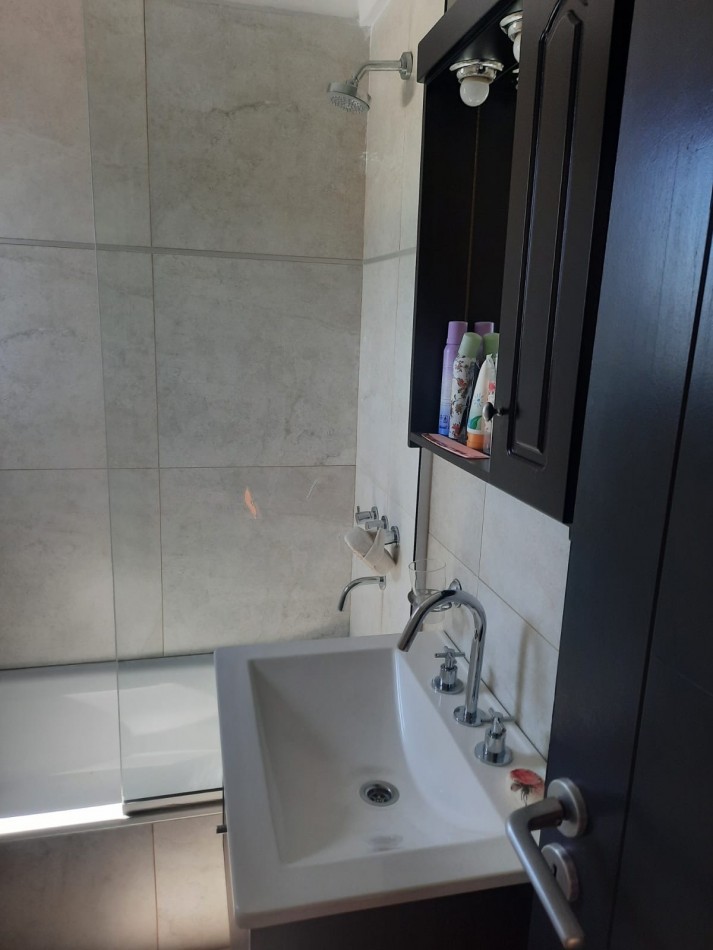 Departamento 2 ambientes al frente impecable