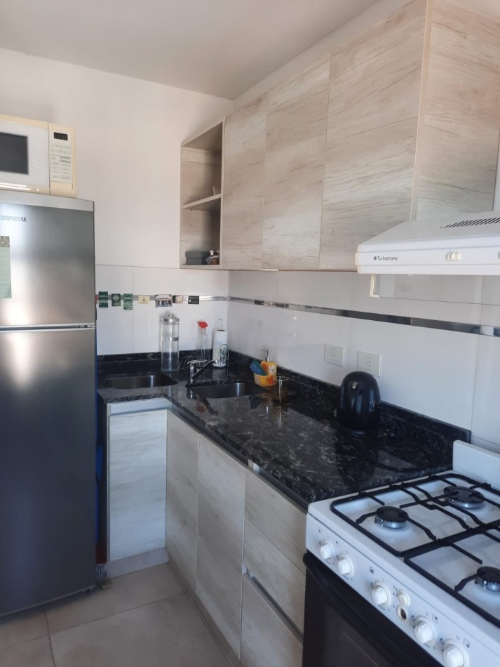 Departamento 2 ambientes al frente impecable