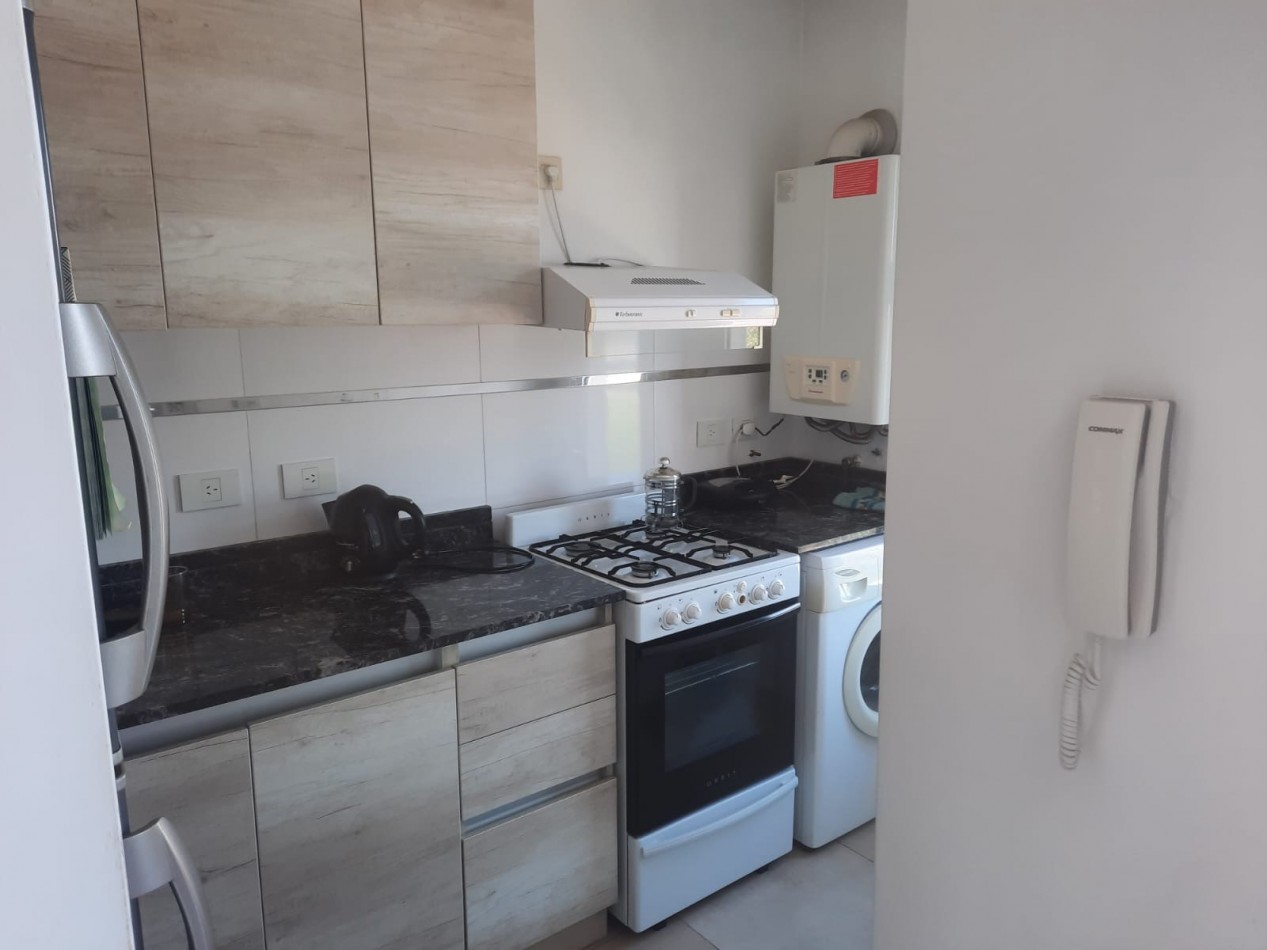 Departamento 2 ambientes al frente impecable