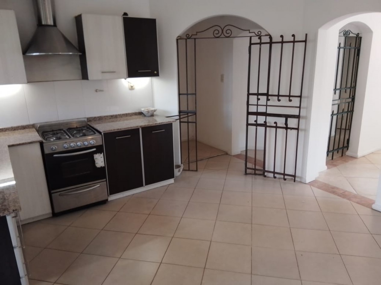 Zapiola 1900 - casa 3 ambientes - Reciclado a nuevo !!