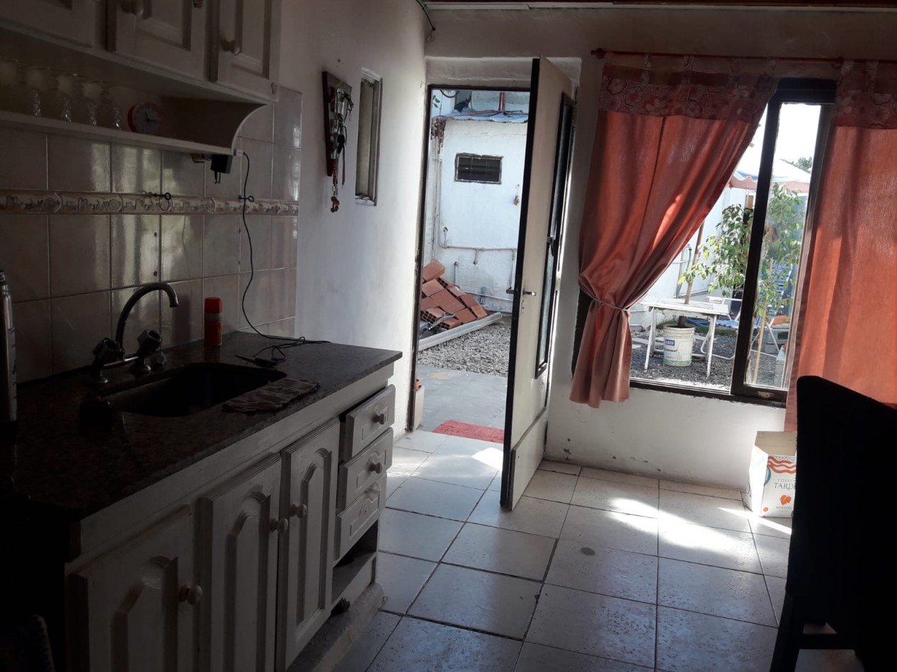 2 casas 2 ambientes cada una