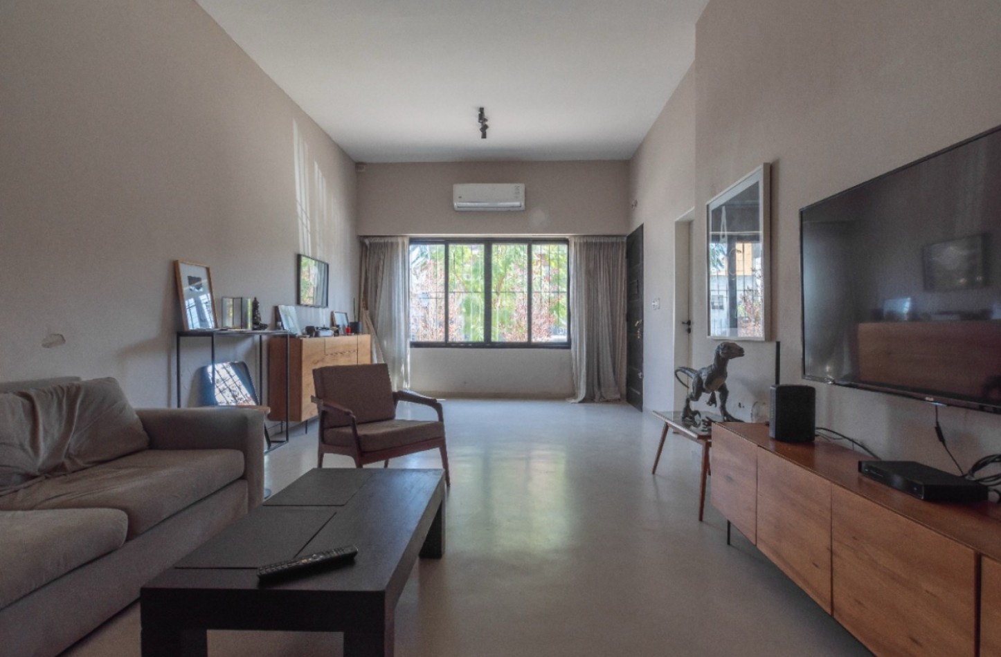Casa 4 ambientes impecable ! O para construccion de edificio