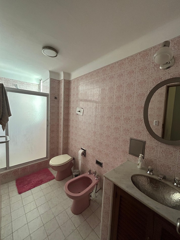 Chalet 4 ambientes mas dependencia en exclusiva ubicacion