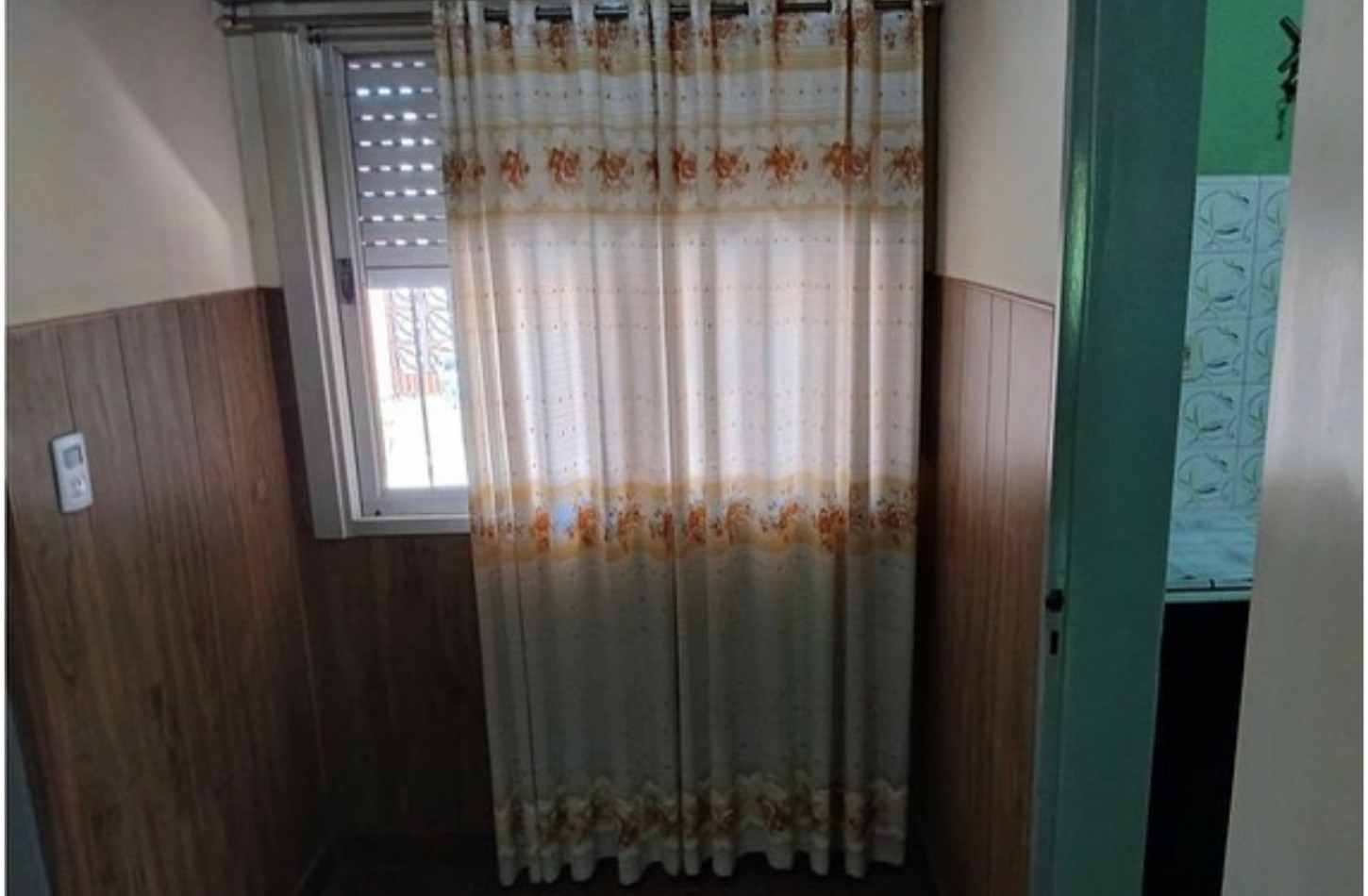 Casa Americana 3 ambientes ! Lote de 10x 37