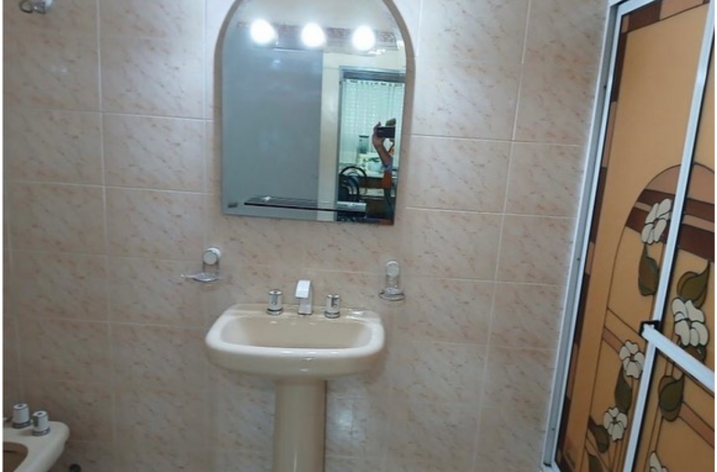 Casa Americana 3 ambientes ! Lote de 10x 37