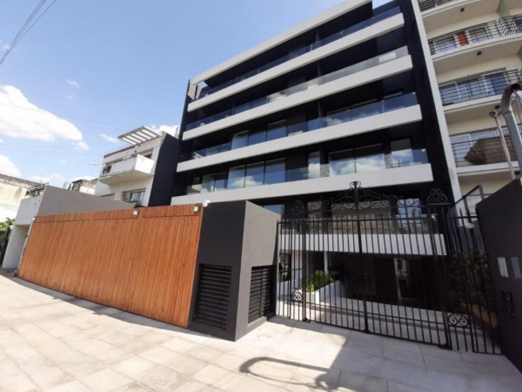 Oportunidad!! Departamentos 2 amb con cochera a Estrenar en Castelar!! Edificio Victoria!