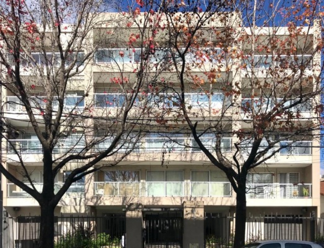 Nuevo Valor! PERMUTA - Hermoso Departamento 2 ambientes en Castelar!