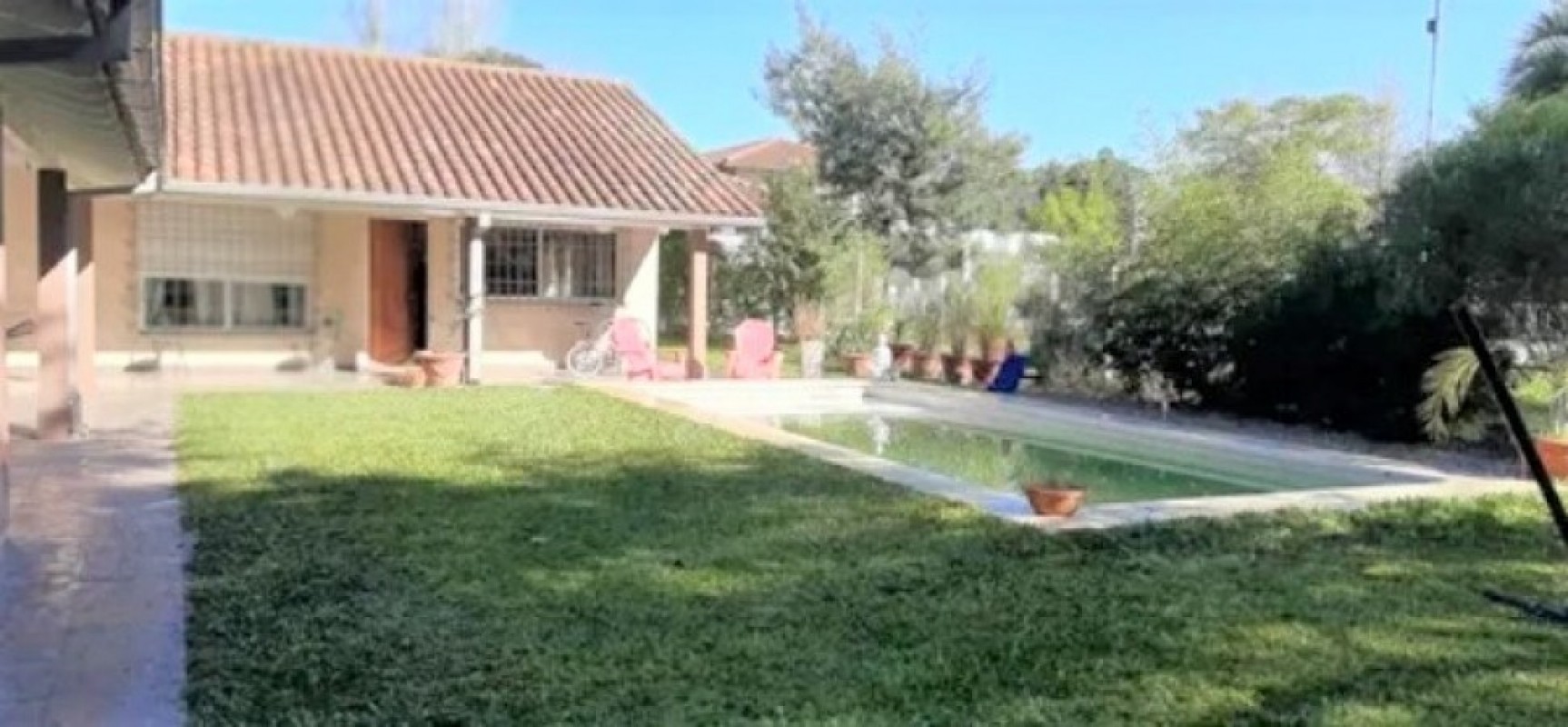 PERMUTA - Chalet Tradicional en el Corazón de Parque Leloir!