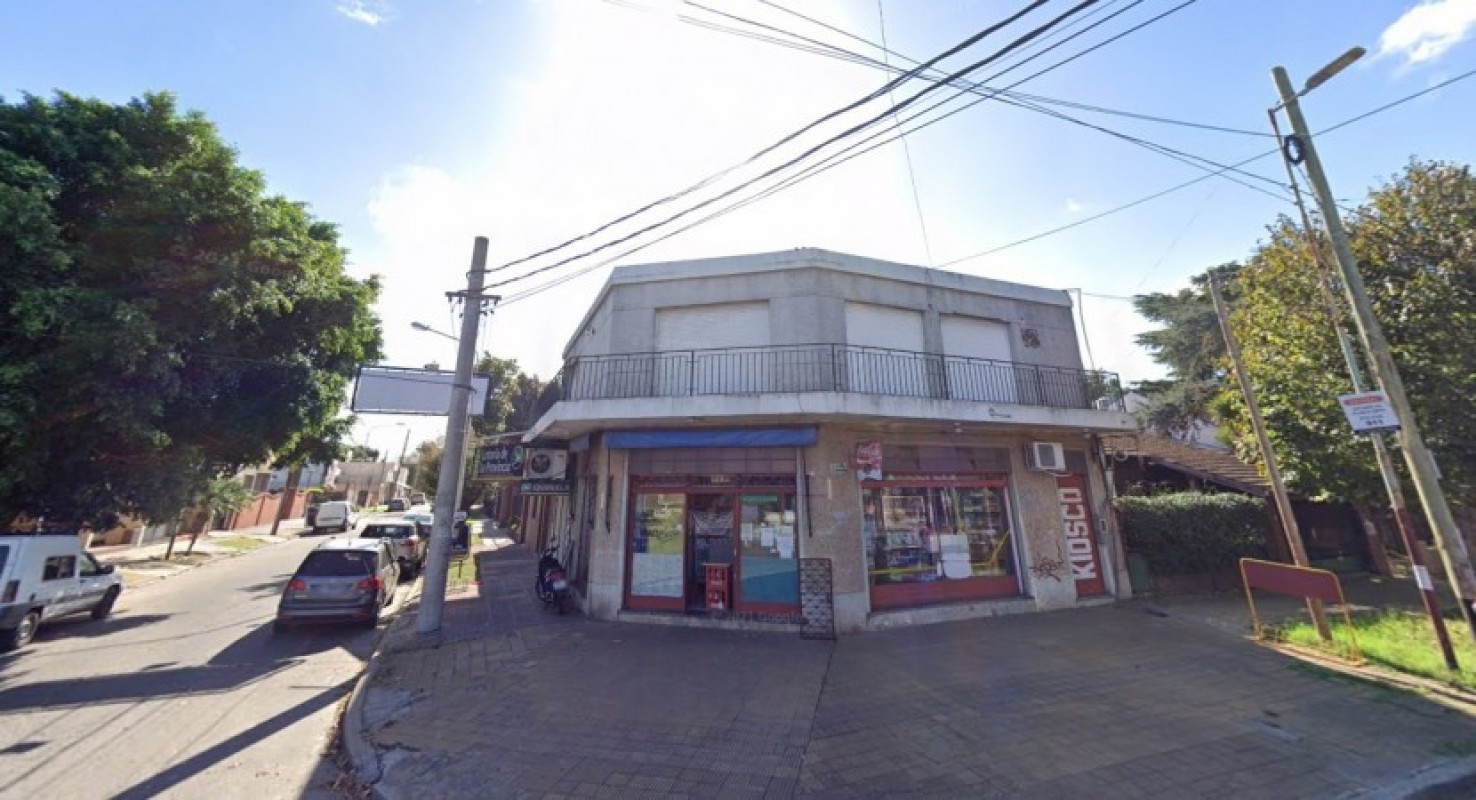 Castelar Norte Avellaneda y Alem Amplio 4 ambientes