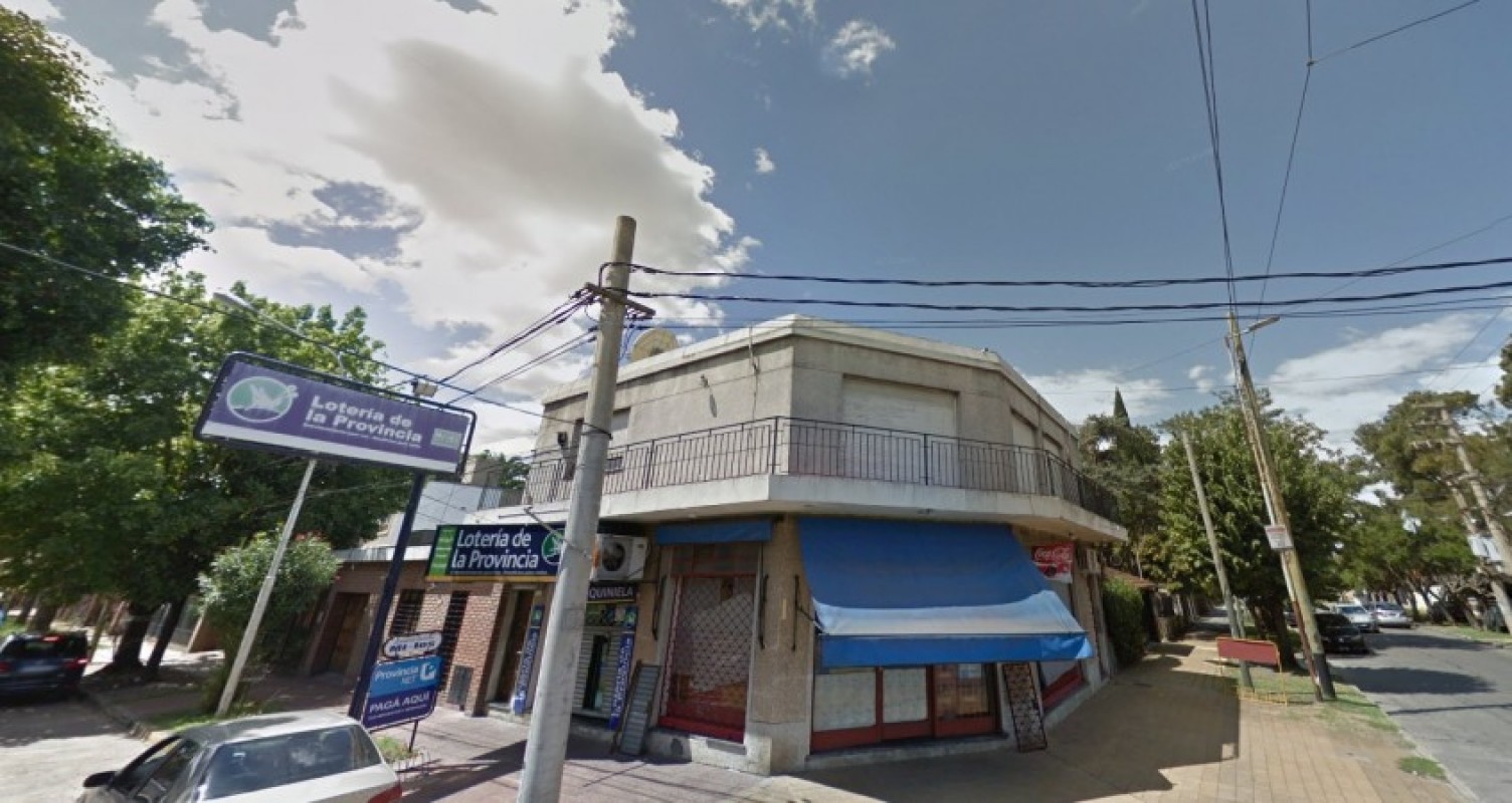Castelar Norte Avellaneda y Alem Amplio 4 ambientes
