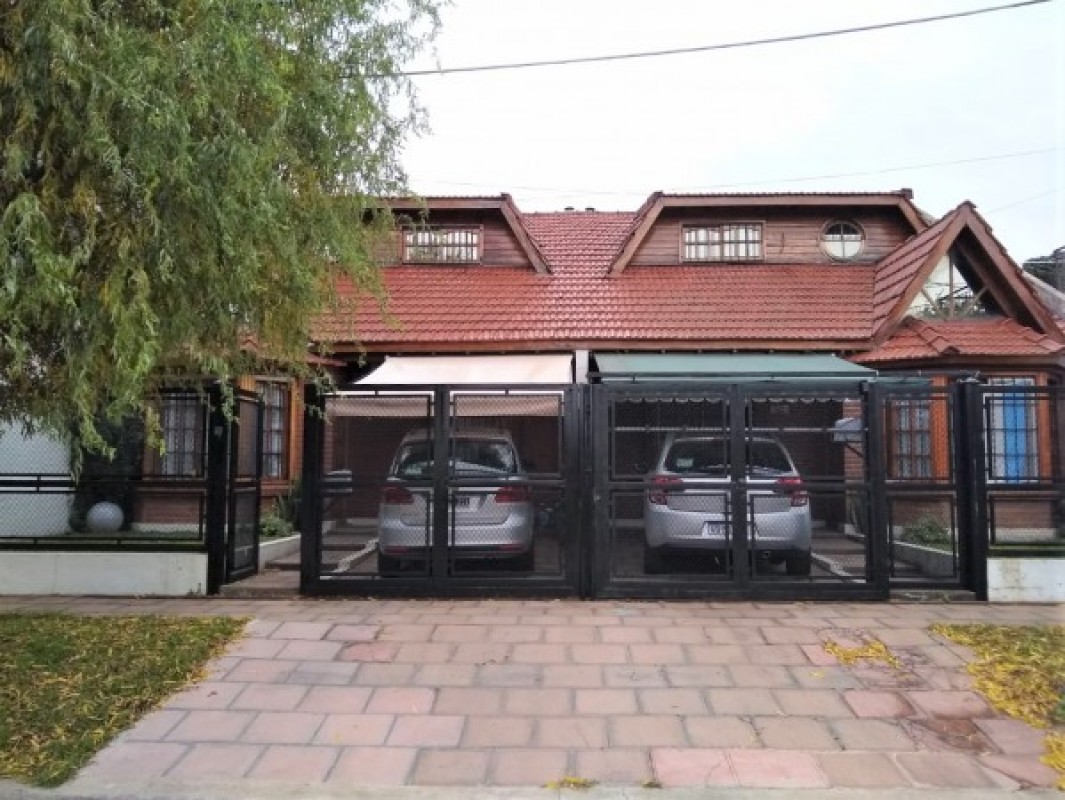 NUEVO VALOR! Hermoso duplex de 5 ambientes! - Castelar norte!