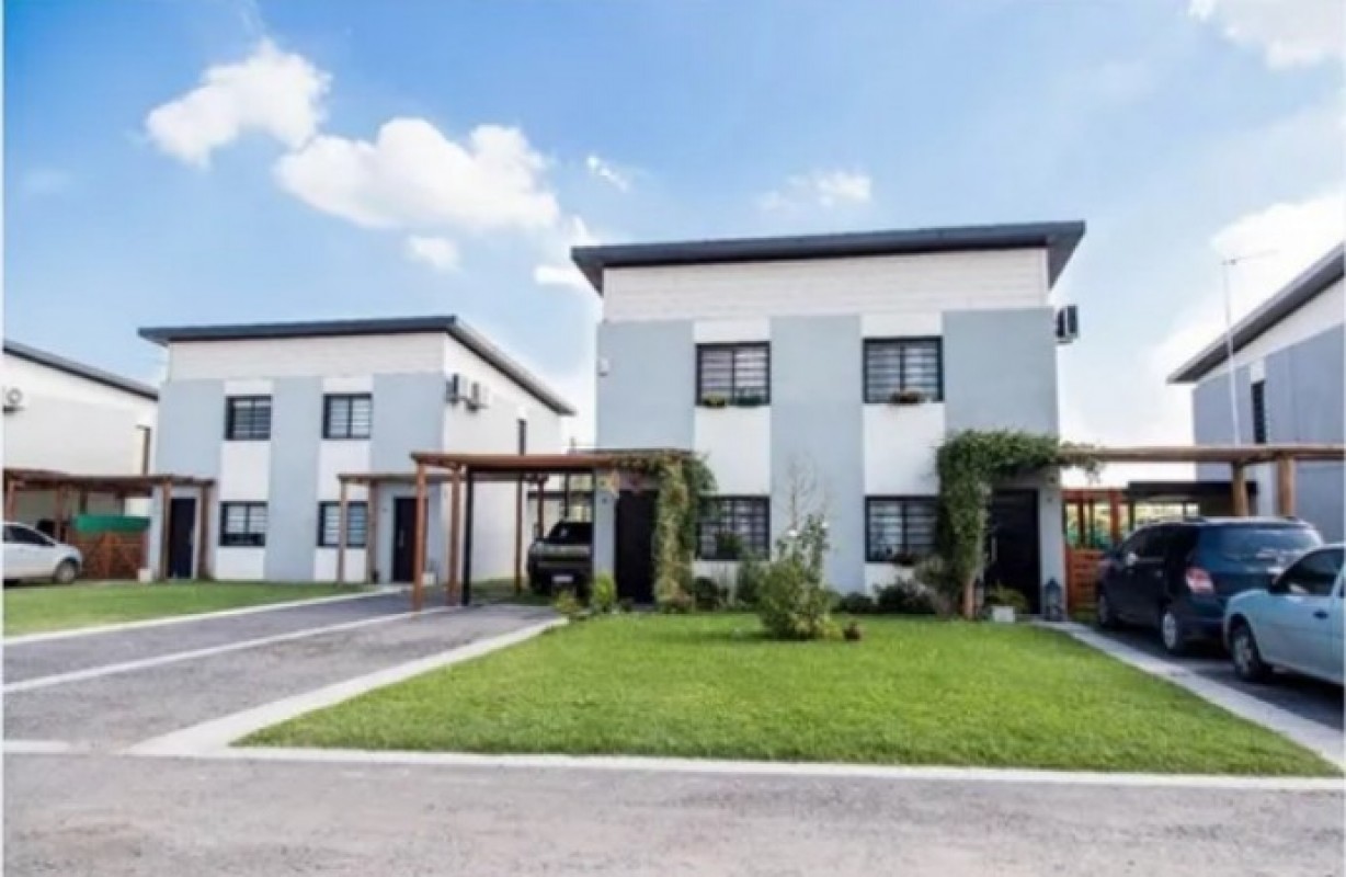 Duplex en venta en Barrio Cerrado Umbrales de la Merced -