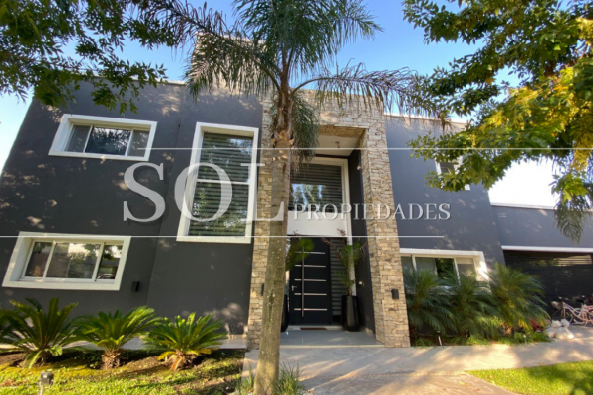 NUEVO VALOR! Hermosa casa en Country Terravista - 4 dormitorios! FINANCIA