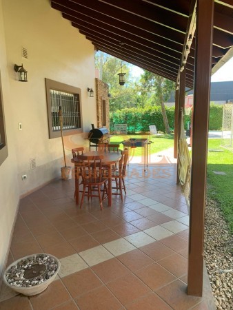Casa quinta en Moreno ! 1100 metros de tierra !
