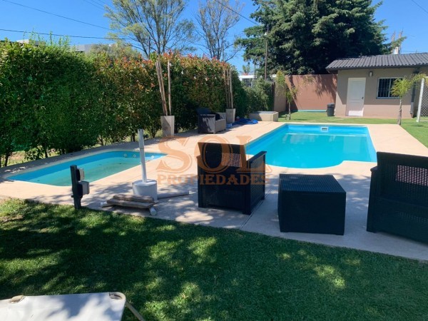 Casa quinta en Moreno ! 1100 metros de tierra !