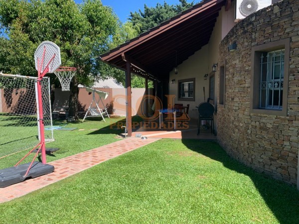 Casa quinta en Moreno ! 1100 metros de tierra !