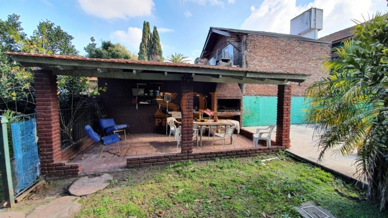 Tucuman 2215 - Chalet sobre lote de 7.50 x 50