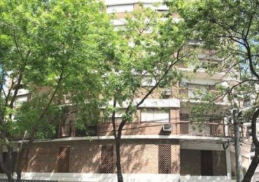 Amplio Departamento 3 ambientes  Acepta propiedad en parte de pago 