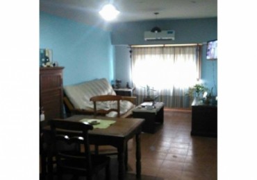 Oportunidad !  Departamento 2 ambientes amplios con patio 