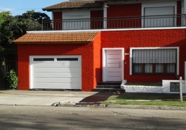Impecable Chalet en 2 plantas! Ituzaingo Norte  Oportunidad ...