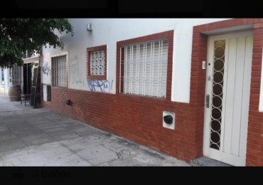Las Heras 420 - 4 propiedades en un lote ! Ideal inversor !!