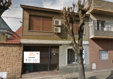 Colon 996 - Casa en Ph al frente 