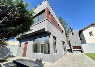 Casa en venta a estrenar - 4 ambientes!