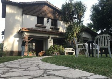 Chalet con salida a 2 calles