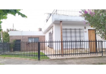 Oportunidad ! Casa 3 ambientes 