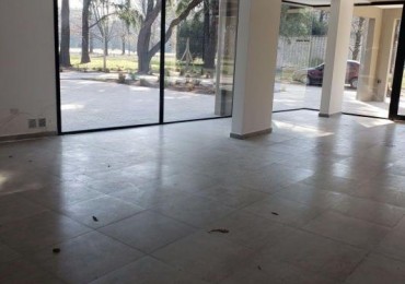 Local comercial de 198 metros ! Ideal gastronomico