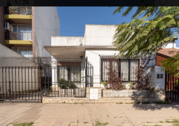 Casa 4 ambientes impecable ! O para construccion de edificio 