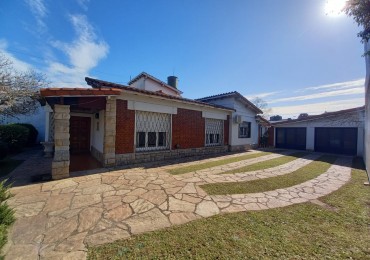 Chalet 5 ambientes ! Exclusiva ubicacion - Lote de 17.32 x 46