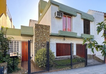 Castelar Norte  Sobre Avenida Sarmiento 