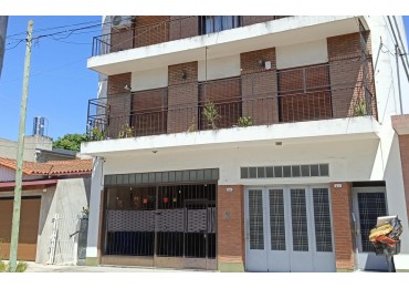 Amplio departamento 5 ambientes 