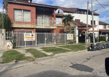 Chalet 6 ambientes - Posibilidad de 3 viviendas ! 