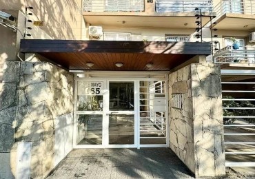 Departamento 2 ambientes con cochera - apto profesional ! Acepta Permuta 