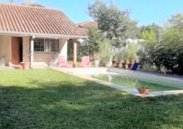 PERMUTA - Chalet Tradicional en el Corazón de Parque Leloir!