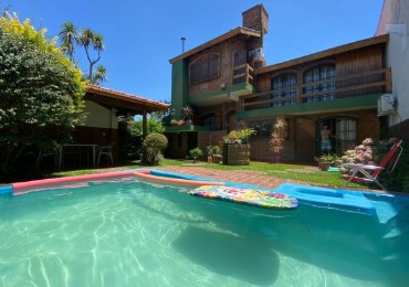Casa en Venta en Castelar Norte - 4 ambientes!