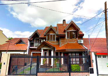 Oportunidad !! Chalet en Venta en Castelar - 5 ambientes! Nuevo valor!!